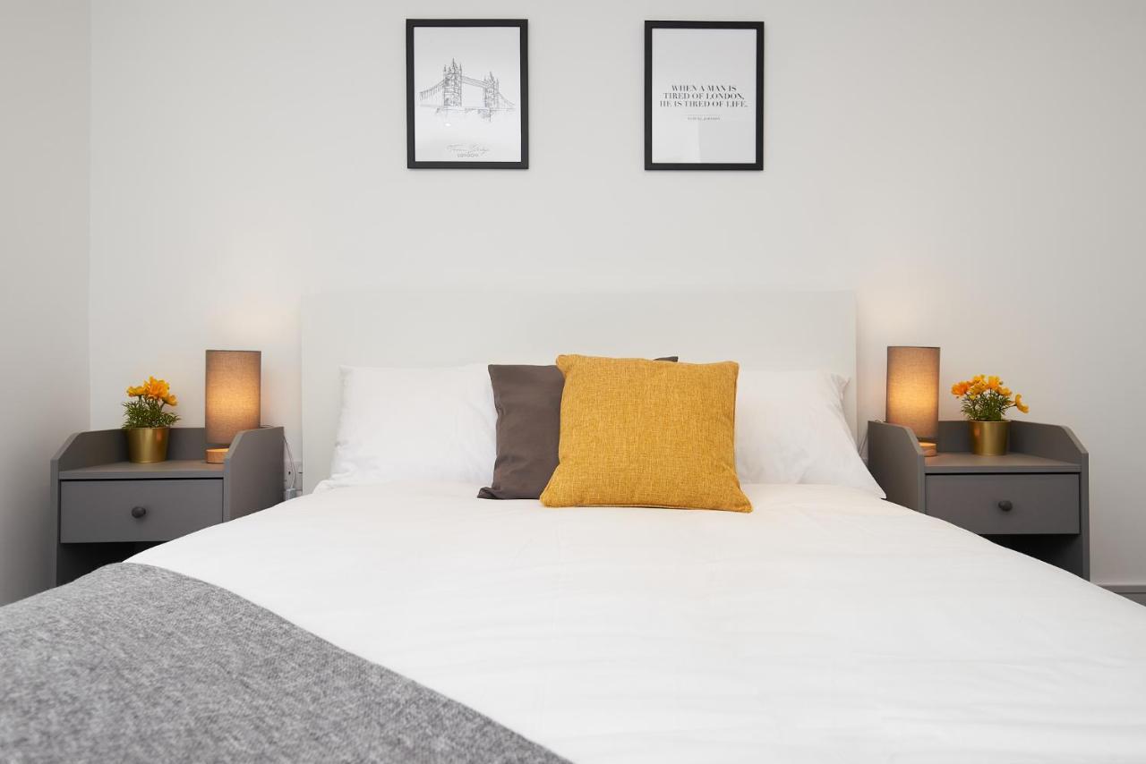 High Spec 2 Bed Apartment W/Parking Available London Eksteriør billede