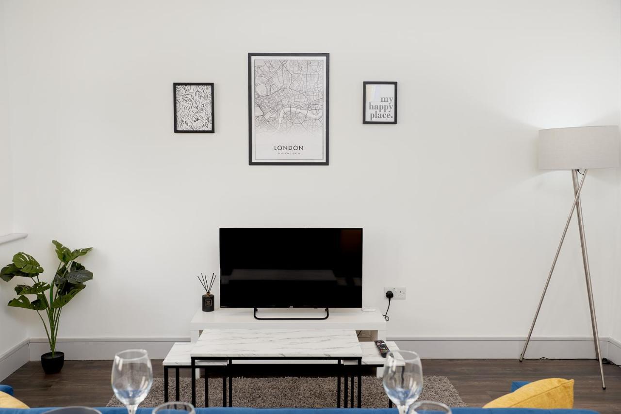 High Spec 2 Bed Apartment W/Parking Available London Eksteriør billede